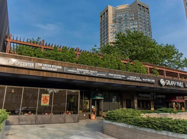 7000 Blvd East image 10 of 11