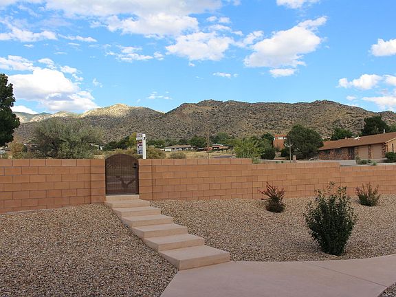 2nd image of 423 Cenaroca Ct NE