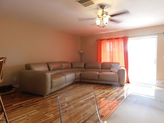 5th image of 1102 Mary Joye Ave