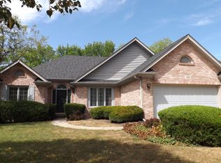 1368 Cranbrook Cir, Aurora, IL 60502