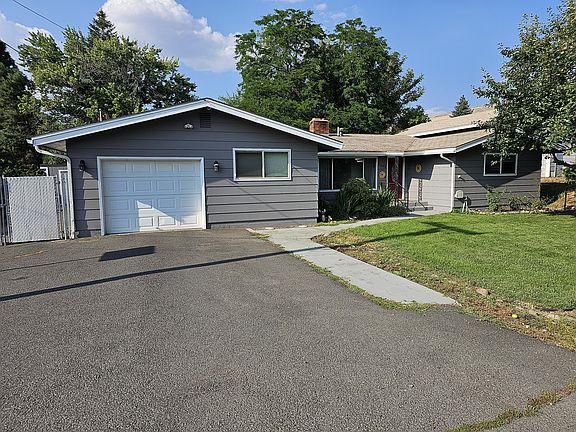 3rd image of 6205 Dennis Dr