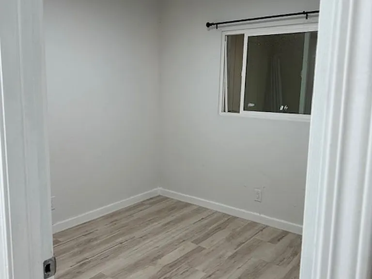 895 Lekeona Loop — Photo 9