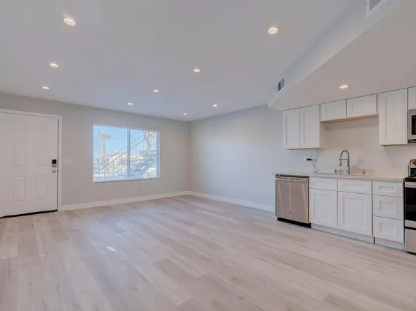 471 Rexford Drive, 471 Rexford Dr APT 2, Henderson, NV 89011
