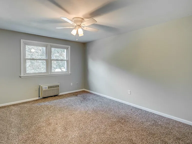 204 Warwick Rd #C — Photo 13