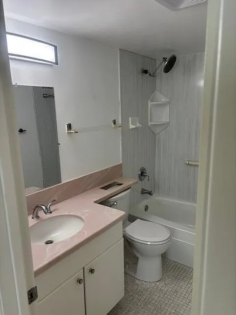 2 bed, 2.0 bath, 1143 sqft, $2,400 — Photo 4