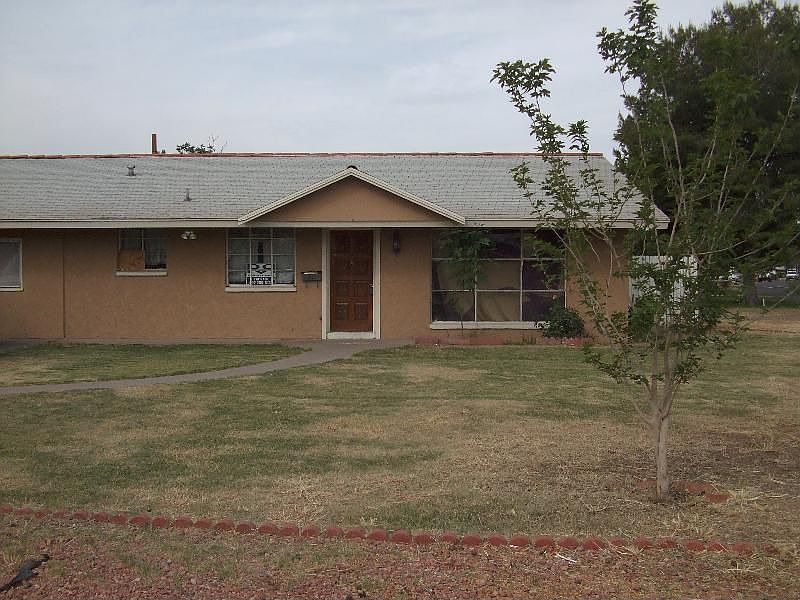 1st image of 4714 N 32nd Ave