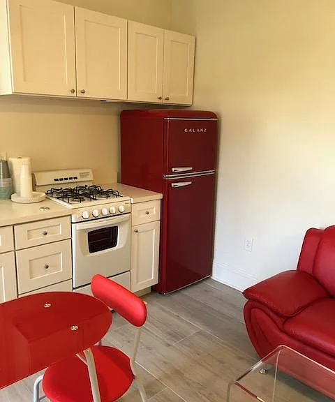 1019 Adams St #E — Photo 14
