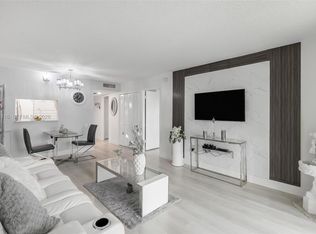 9360 Lime Bay Blvd APT 202, Tamarac, FL 33321