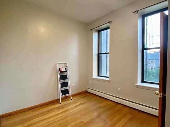 4th image of 294 5th Ave APT 2R