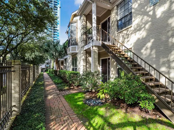 2700 Revere St APT 138, Houston, TX 77098