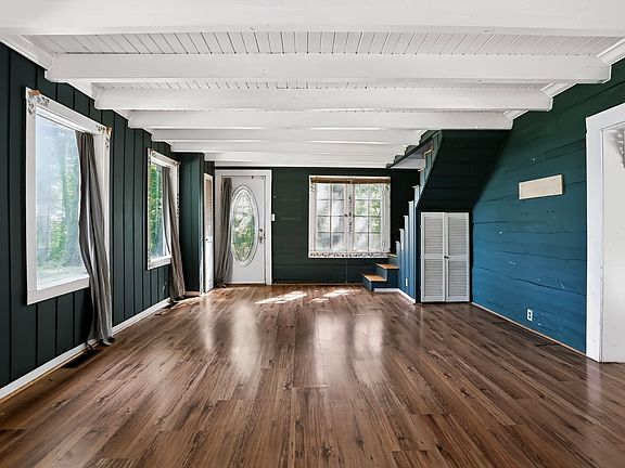 8th image of 514 Whippoorwill Ln