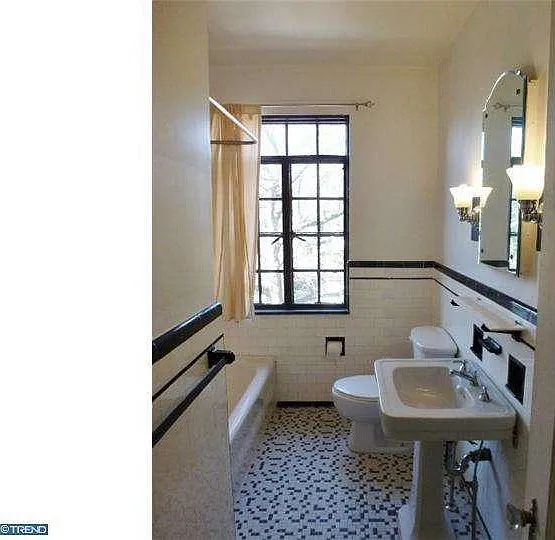 1212 Delaware Ave #B6 — Photo 2