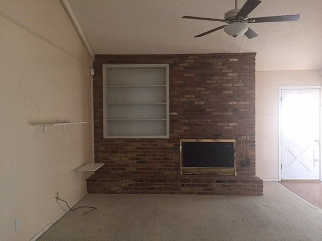 2nd image of 1517 Roman Rd