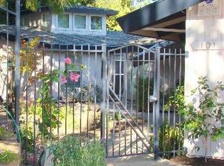 101 Via Floreado, Orinda, CA