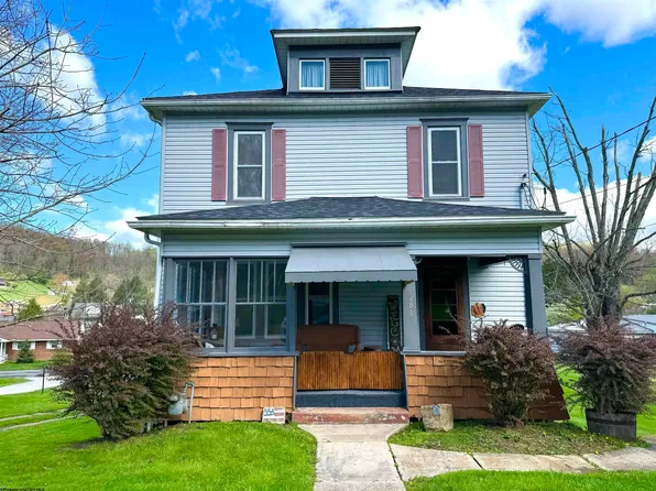 281 Haymond Rd, Grafton, WV 26354