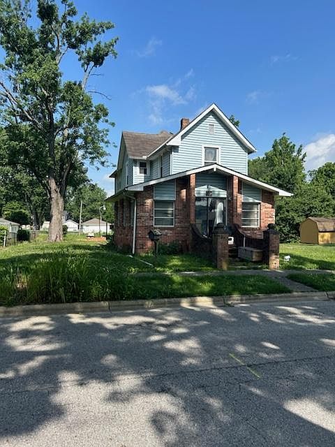 1st image of 185 Walnut St