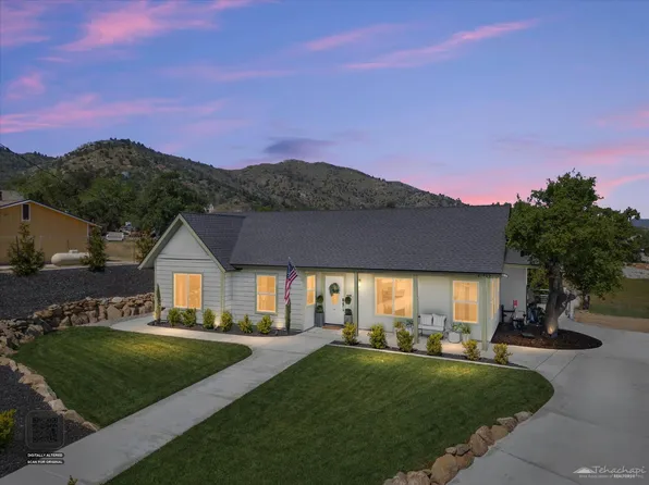 21405 Mountain Dr, Tehachapi, CA 93561