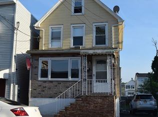93 Randolph St, Carteret, NJ