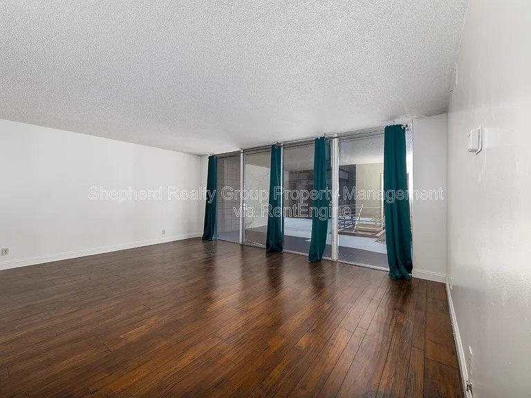 6979 Palm Ct #109-B — Photo 12