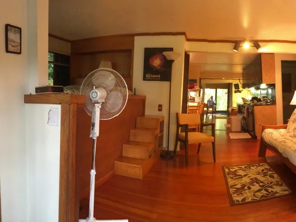 2543 Makaulii Pl, Honolulu, HI 96816
