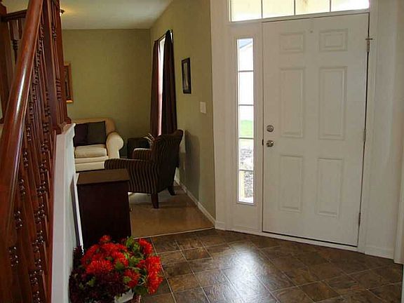 2nd image of 8546 Cassia Dr