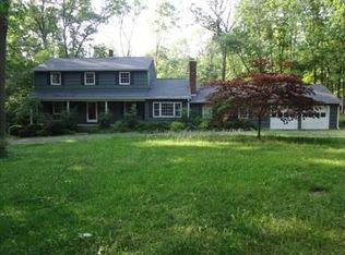 28 Linden Ln, Plainsboro, NJ 08536