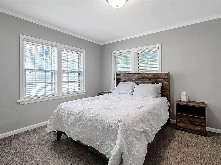 514 S Crestway St — Photo 15