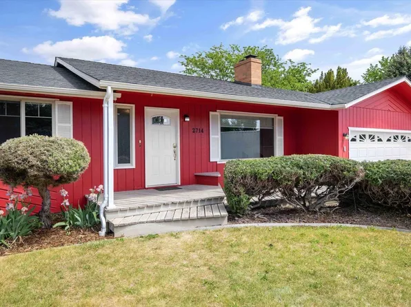 2714 W John Day Ave, Kennewick, WA 99336