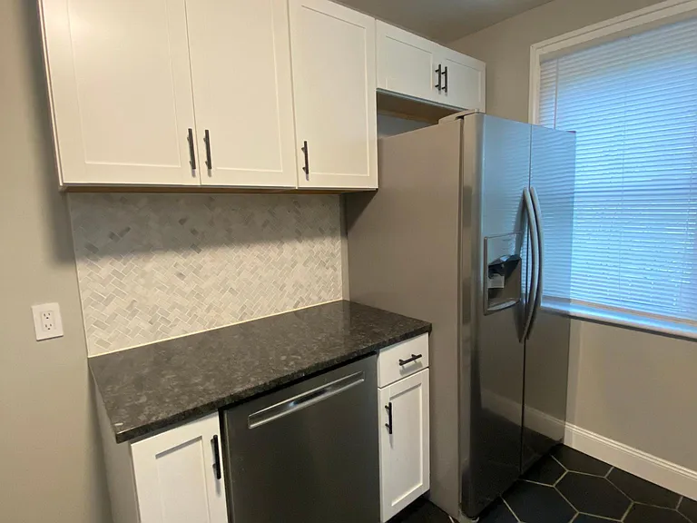 1143 S 22nd St #1143 — Photo 2