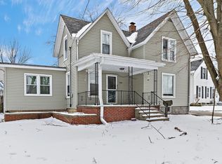 308 S 8th St, Dekalb, IL