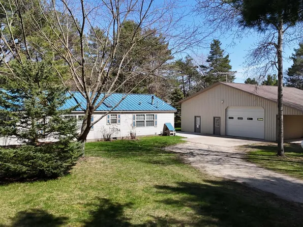 1090 S Taxiway Echo, Lake City, MI 49651