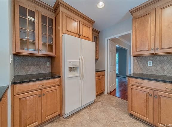 5th image of 4826 Dawnridge Dr