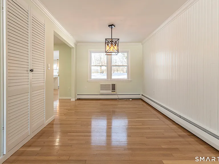 26 Kelly Rd — Photo 10