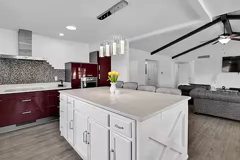 608 El Parque Dr — Photo 7