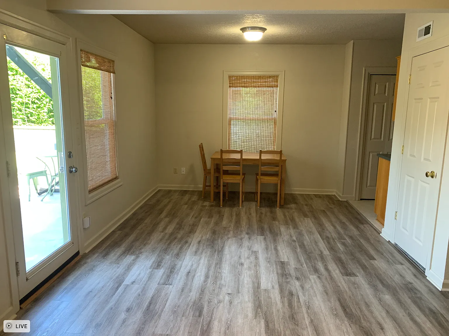 2 bed, 1.5 bath, 950 sqft, $2,150 — Photo 4