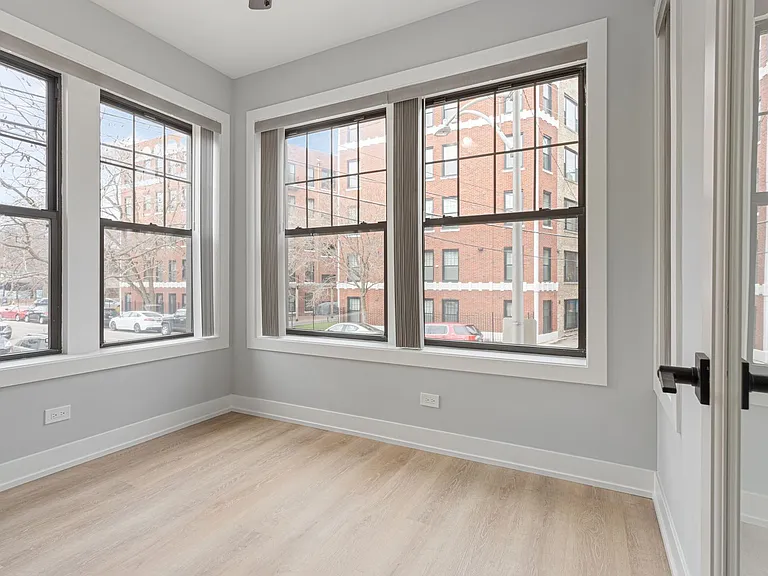 7642 N Eastlake Ter — Photo 23