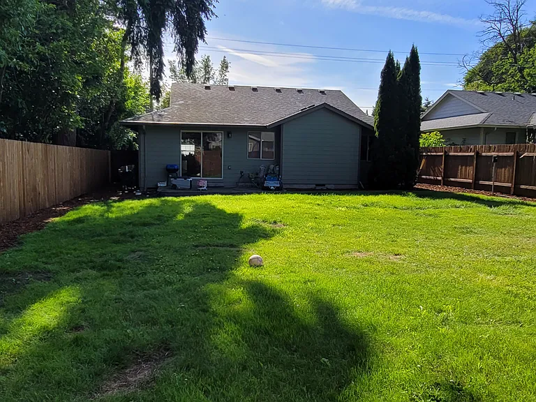 3605 NE 141st Ave — Photo 2