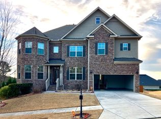 3733 Dragon Fly Ln, Loganville, GA 30052
