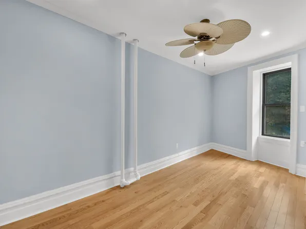 100 Hamilton Place image 9 of 19