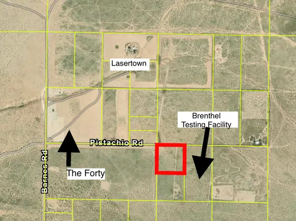 1 Pistachio Rd, Landers, CA 92285