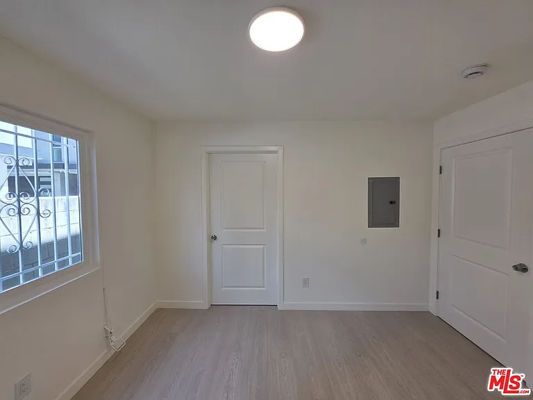 912 N Ridgewood Pl #2 — Photo 39