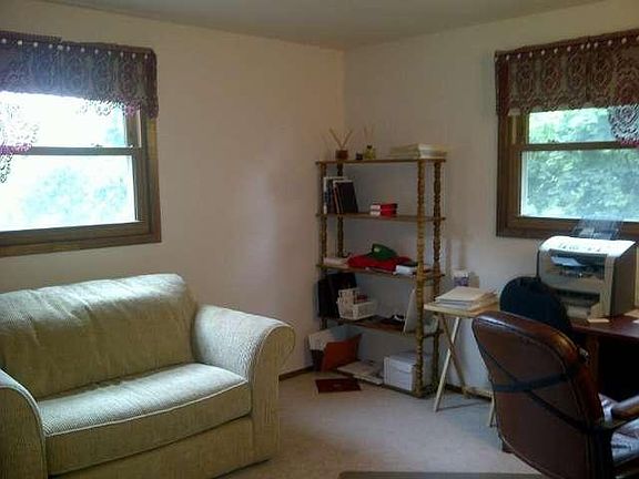 4th image of 1844 Jeffery Ln