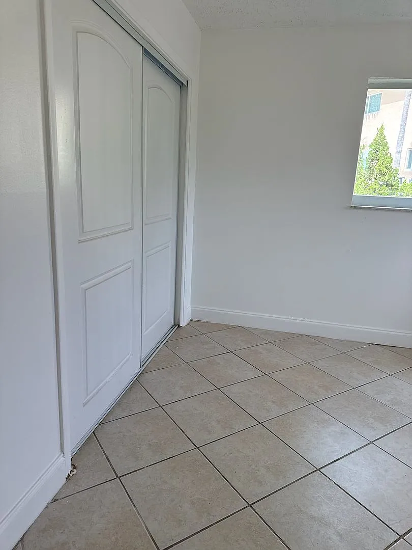 OCEAN PARK SOUTH APARTMENTS 2861 S. SEACREST BLVD BOYNTON BEACH, FL 33435 — Photo 3