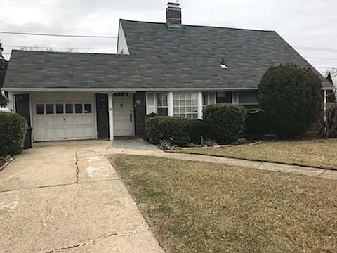 17 Wheelwright Ln photo 1