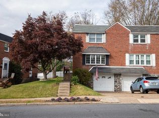 715 Cinnaminson St, Philadelphia, PA 19128