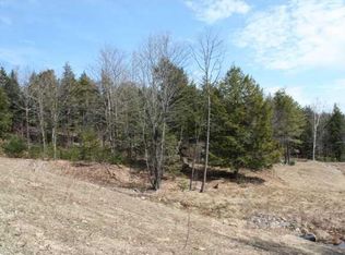 2 Highland Dr #B, Minot, ME 04258