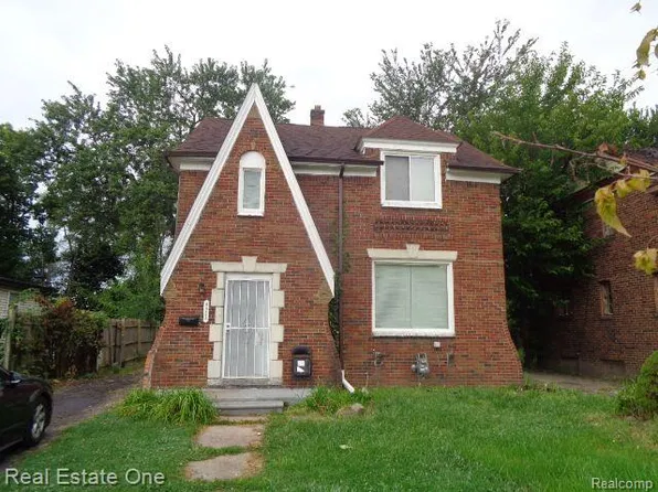 8923 Hartwell St, Detroit, MI 48228