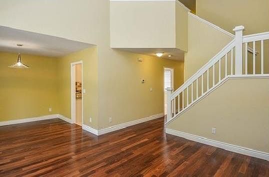 2nd image of 237 Portola Dr