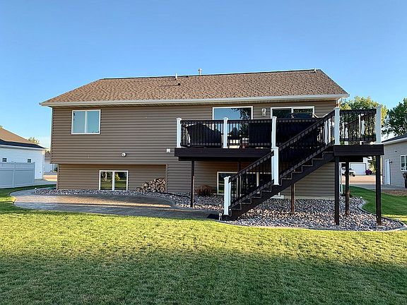 5th image of 4304 S Bay Dr SE