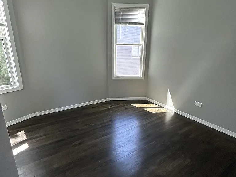 3673 N Elston Ave #2R — Photo 7